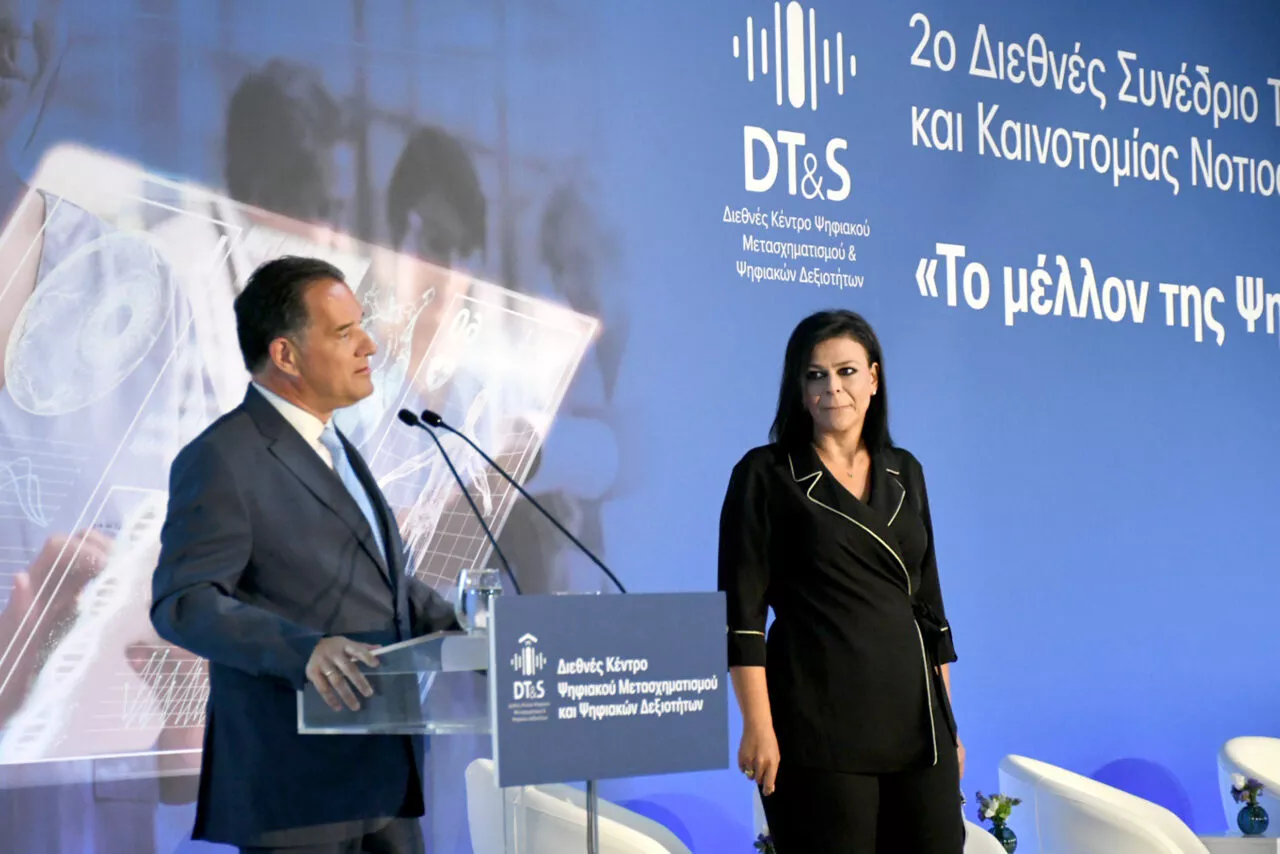 Άυλη συνταγογράφηση και για τους τουρίστες σχεδιάζει ο Άδωνις Γεωργιάδης