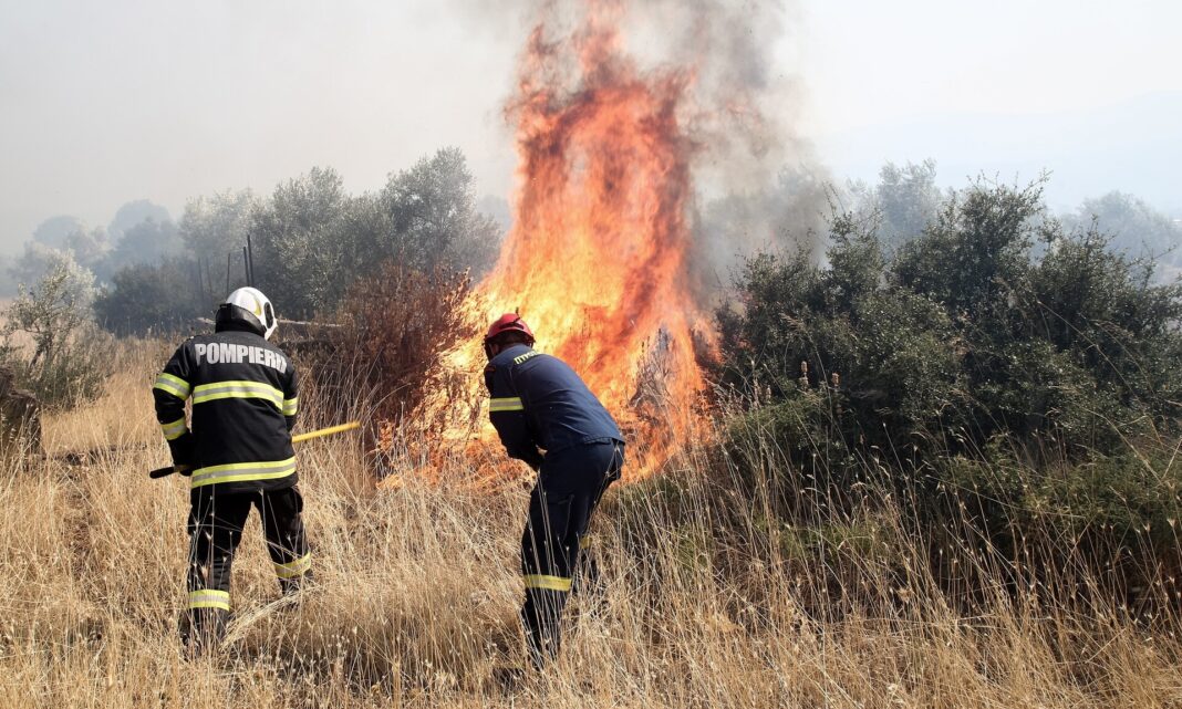 Πρώην αντιδήμαρχος Πολιτικής Προστασίας θα δικαστεί ως εμπρηστής για τις φωτιές του 2021