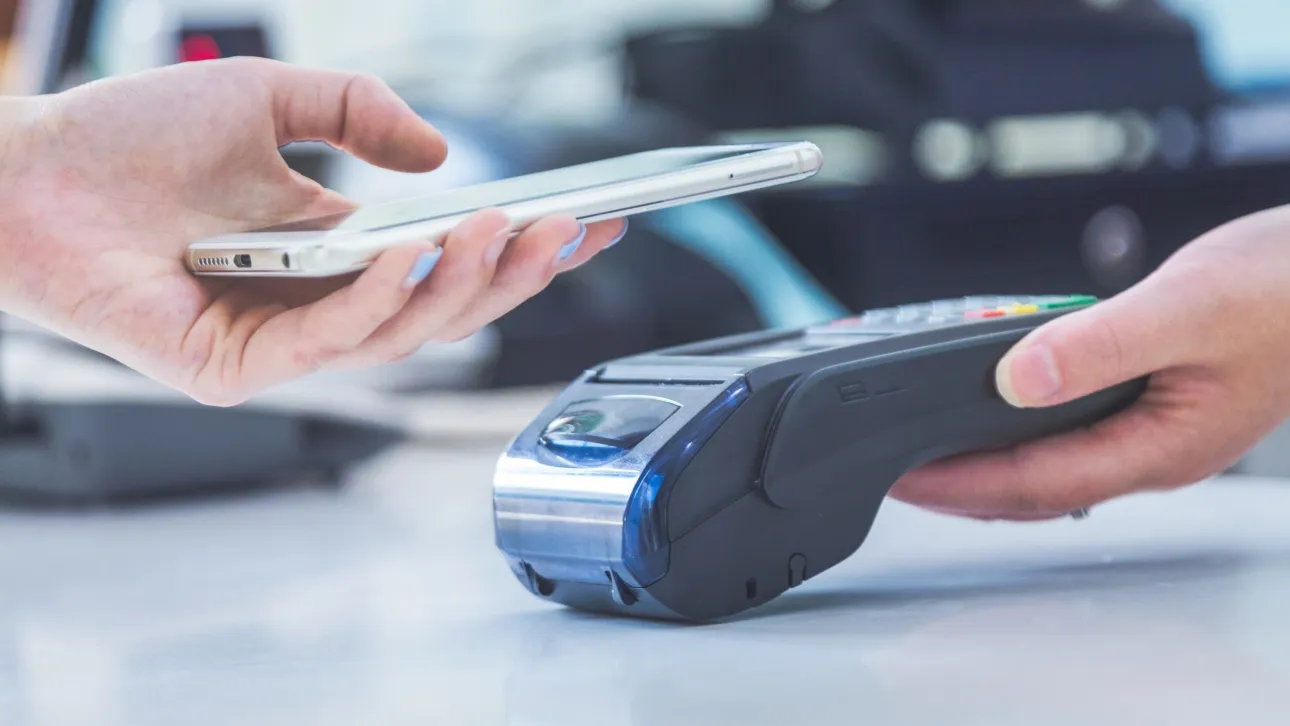 Μέχρι 30 Ιουνίου η προθεσμία για IRIS και POS – «Τσουχτερά» πρόστιμα στους ασυνεπείς