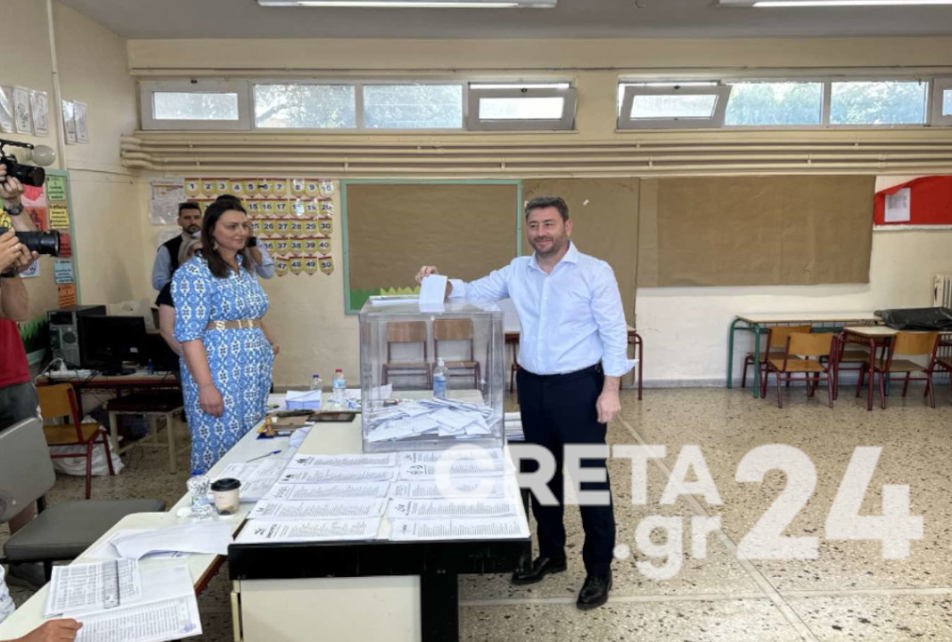 Ευρωεκλογές: Ψήφισε στο Ηράκλειο ο Νίκος Ανδρουλάκης - «Έχετε πολλούς λόγους να στηρίξετε το ΠΑΣΟΚ»