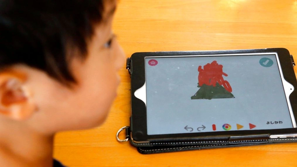 Πώς τα τάμπλετ και τα κινητά δεν βοηθούν τα παιδιά να διαχειρίζονται τα συναισθήματά τους