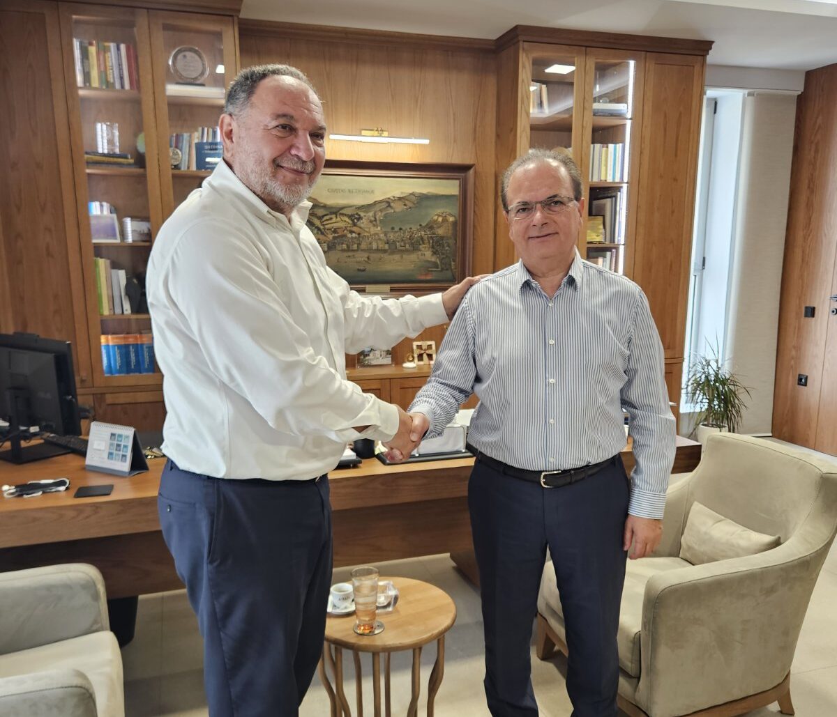 Περιοδεία Κουράκη στο Ρέθυμνο και θερμή υποδοχή από πολίτες – Συνάντηση με Μαρινάκη, Λιονή και Εργατικό Κέντρο