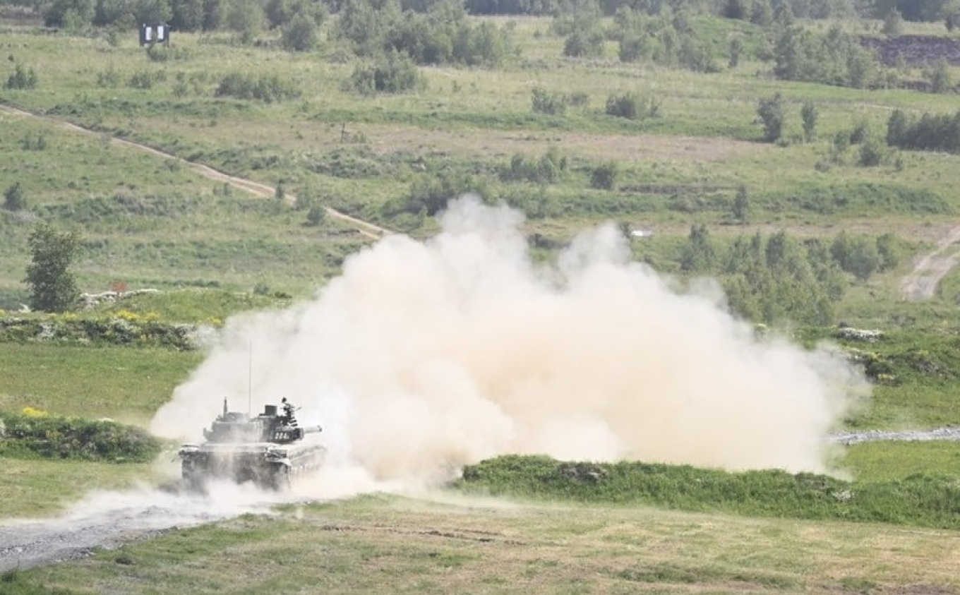 Τσεχία: Εννέα άνθρωποι τραυματίστηκαν από έκρηξη πυρομαχικών σε στρατιωτική περιοχή