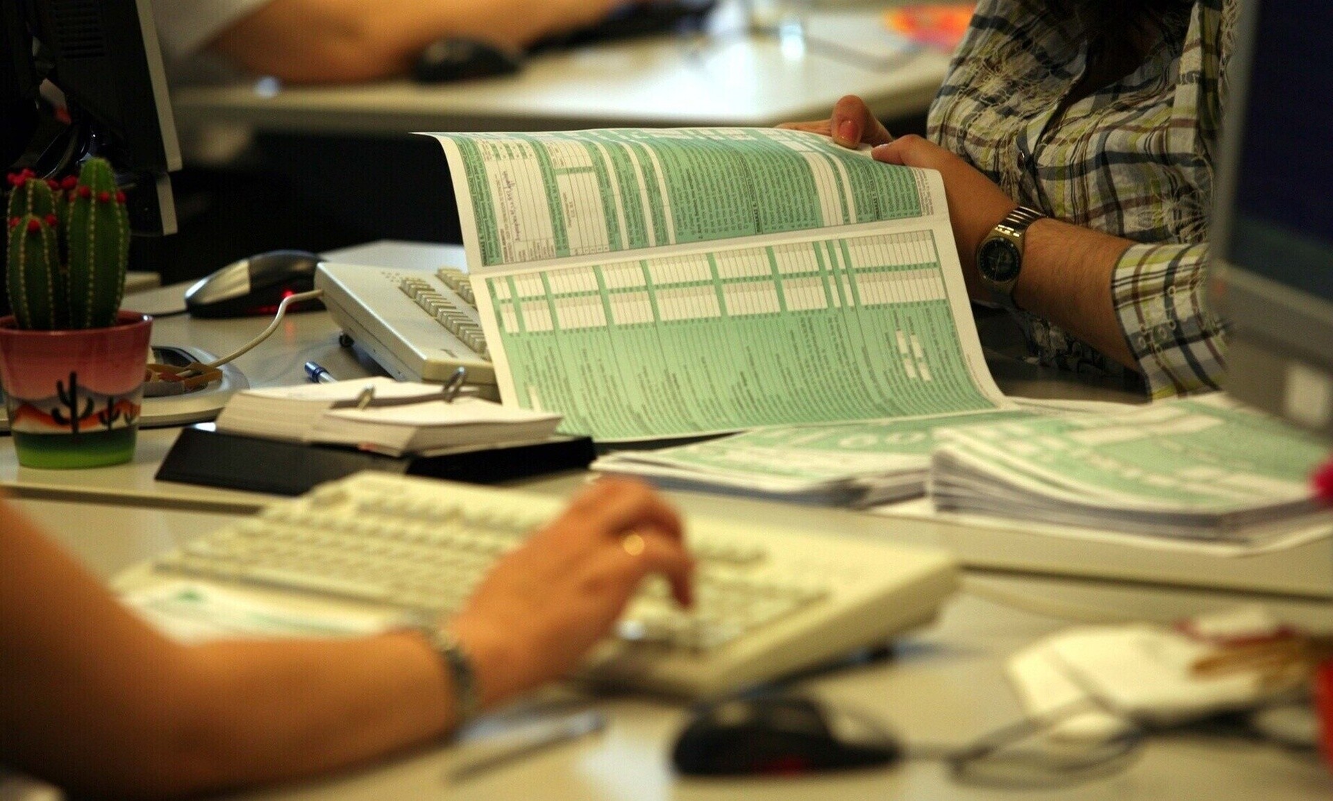 Φορολογικές δηλώσεις: Τρεις στους τέσσερις δεν έχουν κάνει υποβολή - Ποιοι είναι υπόχρεοι