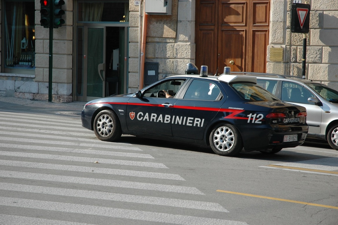 Ιταλία: 48χρονος στραγγάλισε την σύζυγό του και πήγε στην αστυνομία με το πτώμα της στο πορτ μπαγκάζ