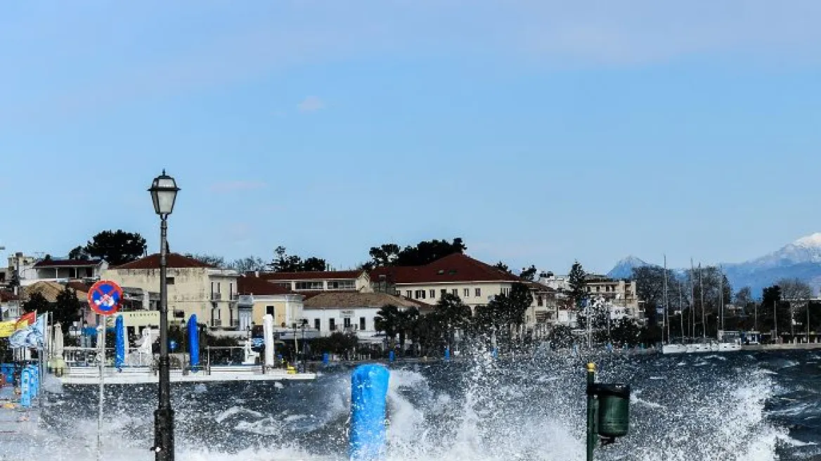 Καιρός: Επιδείνωση των πυρομετεωρολογικών συνθηκών το Σαββατοκύριακο με θυελλώδεις βοριάδες