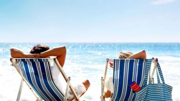 ΕΛΣΤΑΤ: Πάνω από 6,7 εκατομμύρια οι διανυκτερεύσεις σε τουριστικά καταλύματα τον Απρίλιο