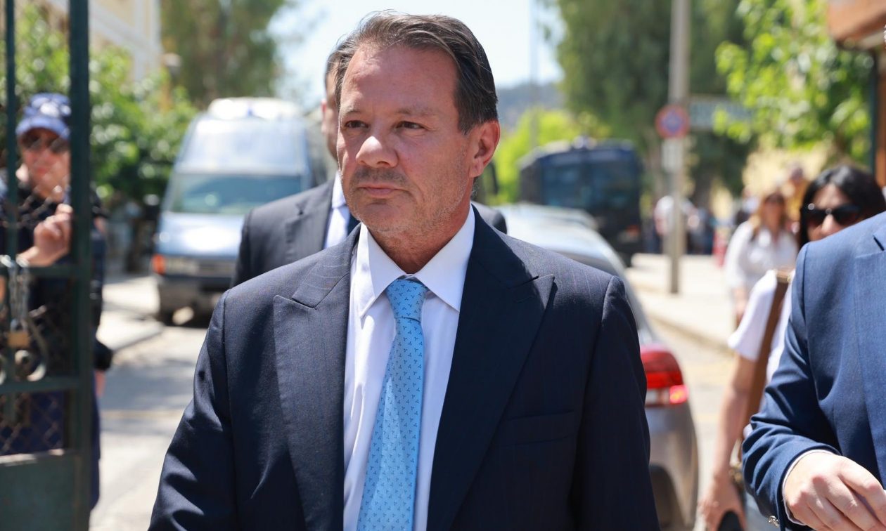 Απόστολος Λύτρας: Ζητά να «ανταλλάξει» την προφυλάκισή του με «βραχιολάκι»