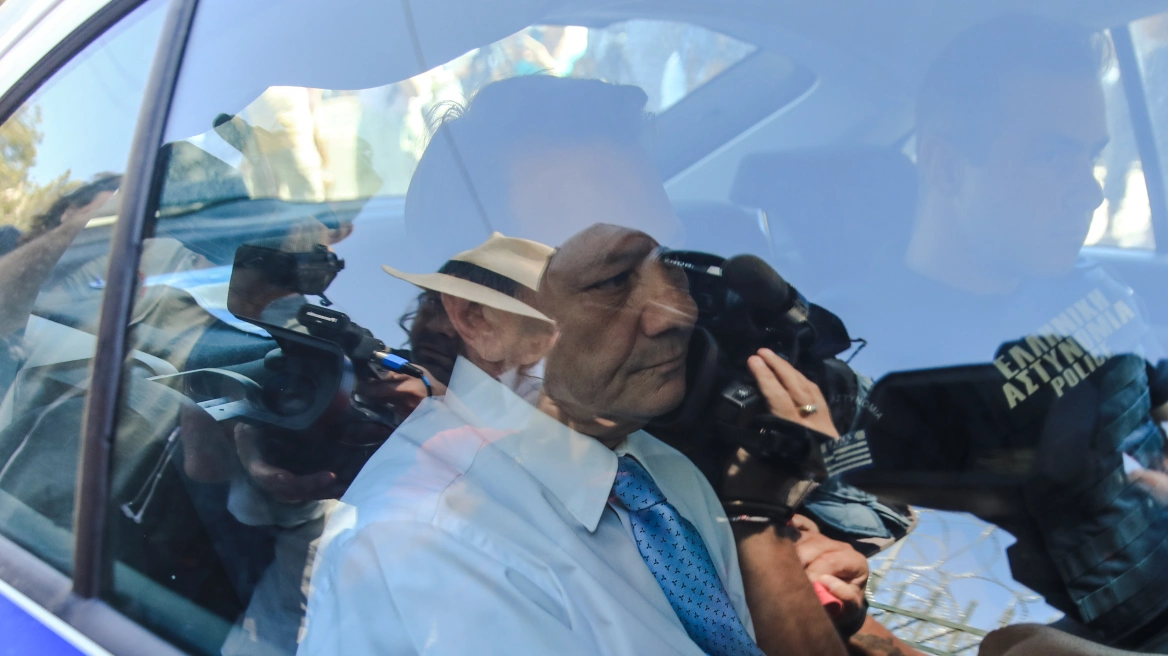 Με ακόμη δύο κρατούμενους στο κελί ο Λύτρας – Από τον ξυλοδαρμό της συζύγου του μέχρι τη φυλακή