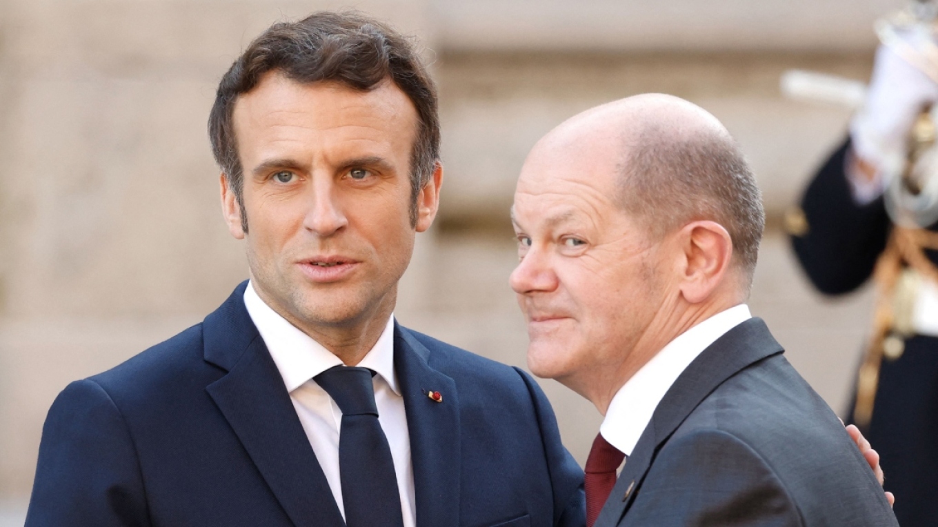 Ευρωεκλογές 2024: Οι Ρώσοι χλευάζουν Μακρόν και Σολτς μετά την εκλογική τους ήττα - «Ώρα για παραίτηση»