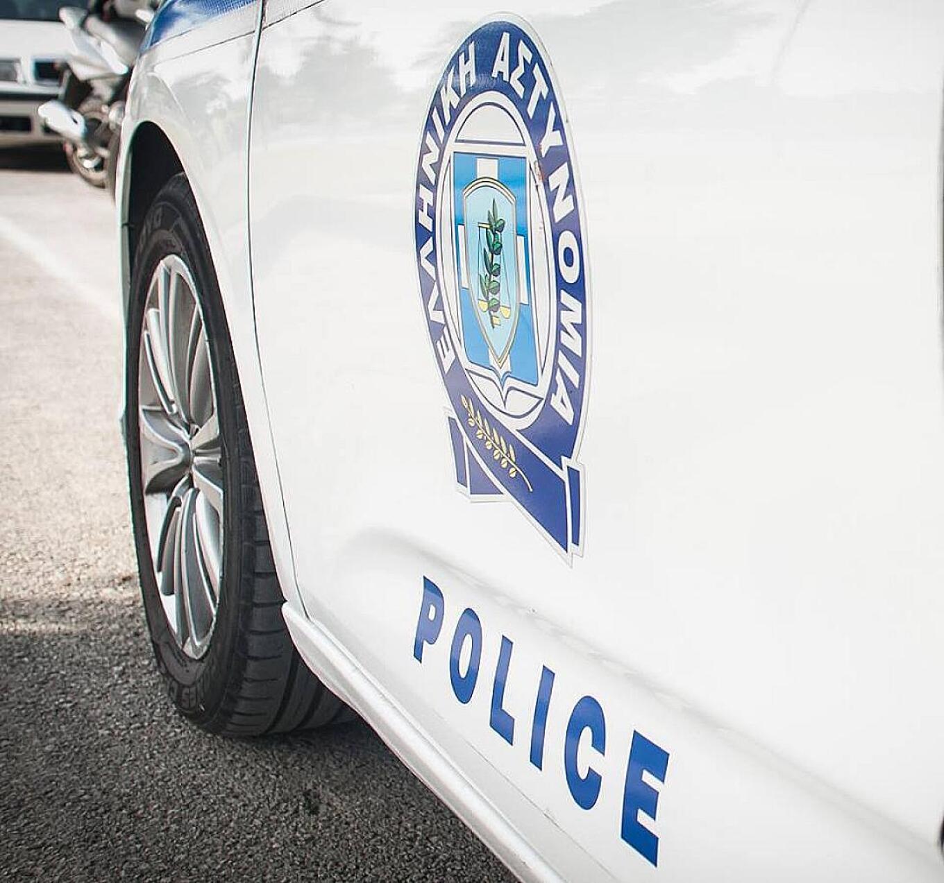 10 μετανάστες και ο διακινητής τους τραυματίστηκαν σε τροχαίο