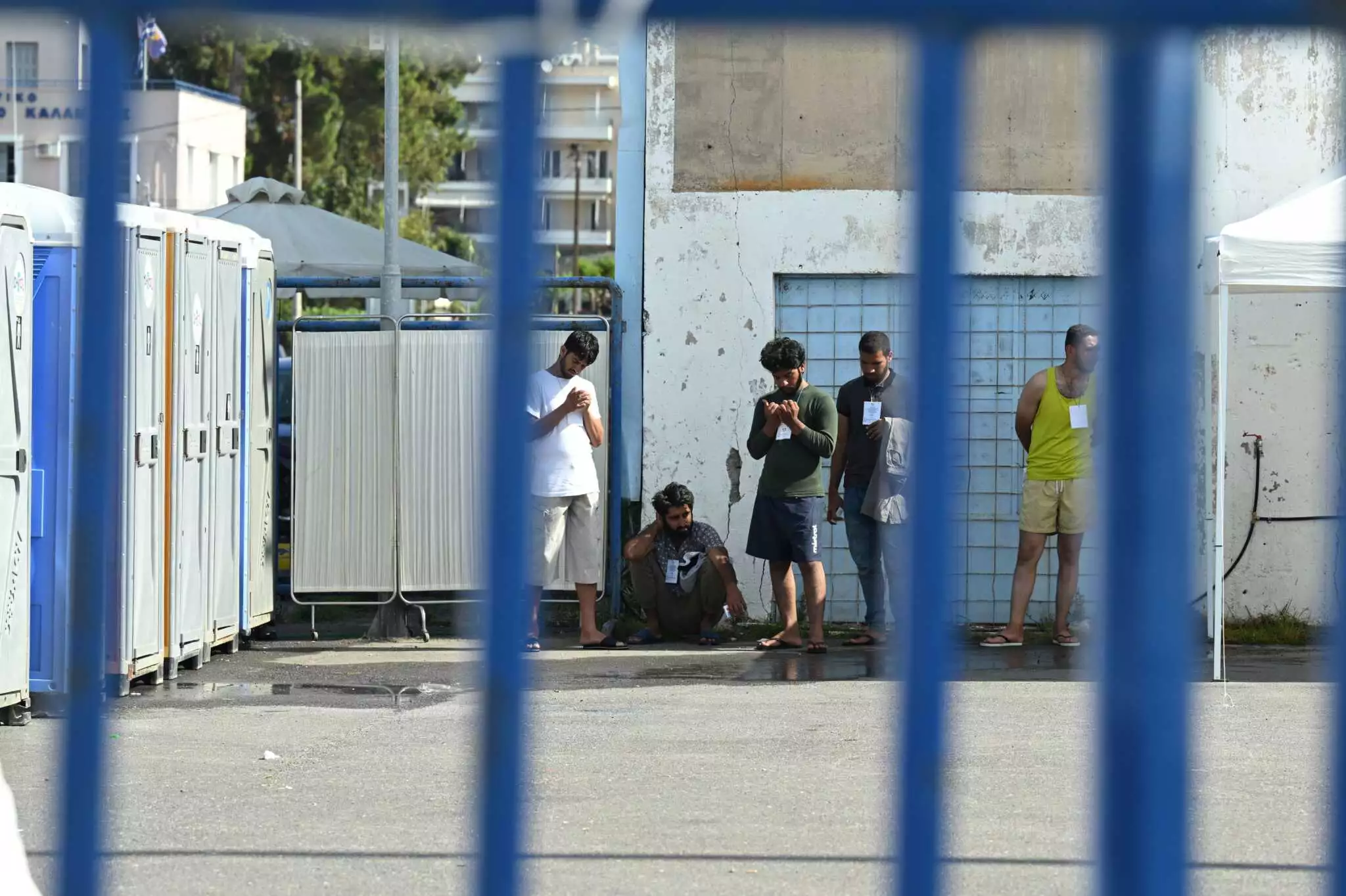 Reuters: Αξιωματικοί του Λιμενικού καλούνται ως ύποπτοι να καταθέσουν για το πολύνεκρο ναυάγιο της Πύλου