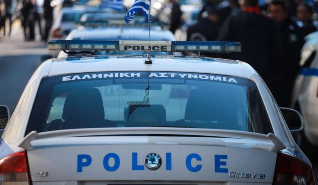 Έκρυβαν πάνω από τρία κιλά ηρωίνη στο πίσω κάθισμα αυτοκινήτου - Συνελήφθησαν δύο άτομα