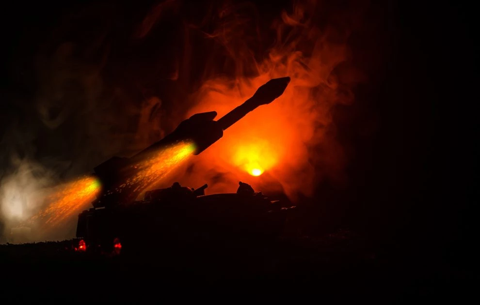 puraulos-e1715189202235 Πυραυλικό πλήγμα σε φορτηγό πλοίο ανοιχτά των ακτών της Υεμένης