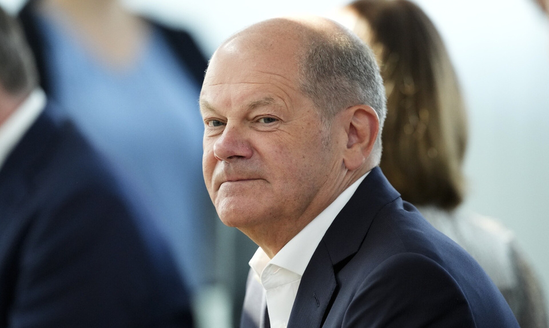 Γερμανία: Η κυβέρνηση Σολτς αποκλείει το ενδεχόμενο πρόωρων εκλογών