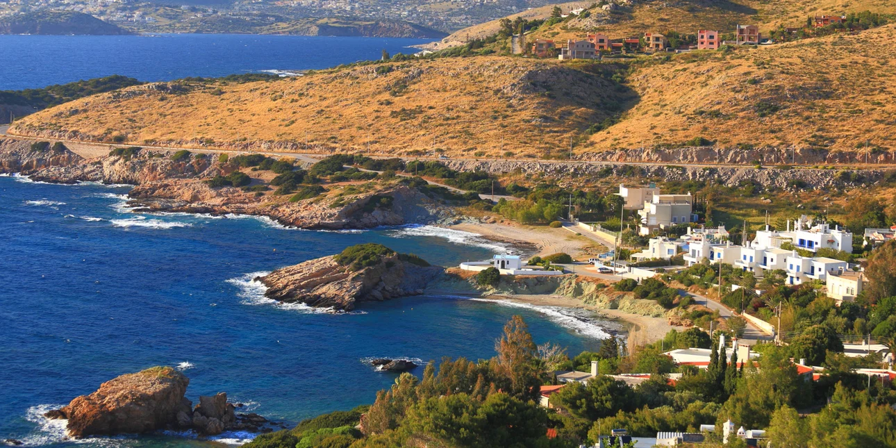 Εξοχικά airbnb: Οι περιοχές με τις ακριβές και τις οικονομικότερες επιλογές -Το κόστος ανά μήνα και ανά ημέρα