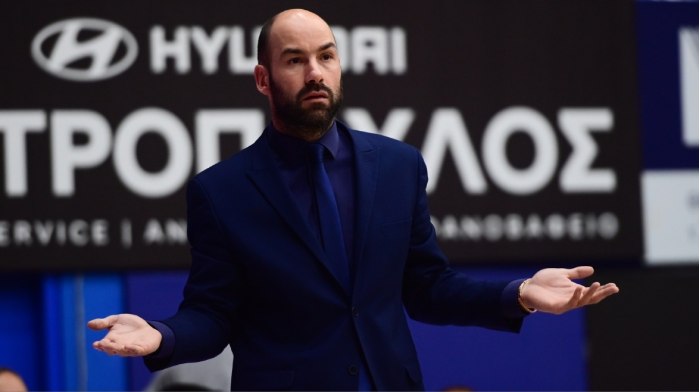 Τέλος και επίσημα ο Βασίλης Σπανούλης από το Περιστέρι