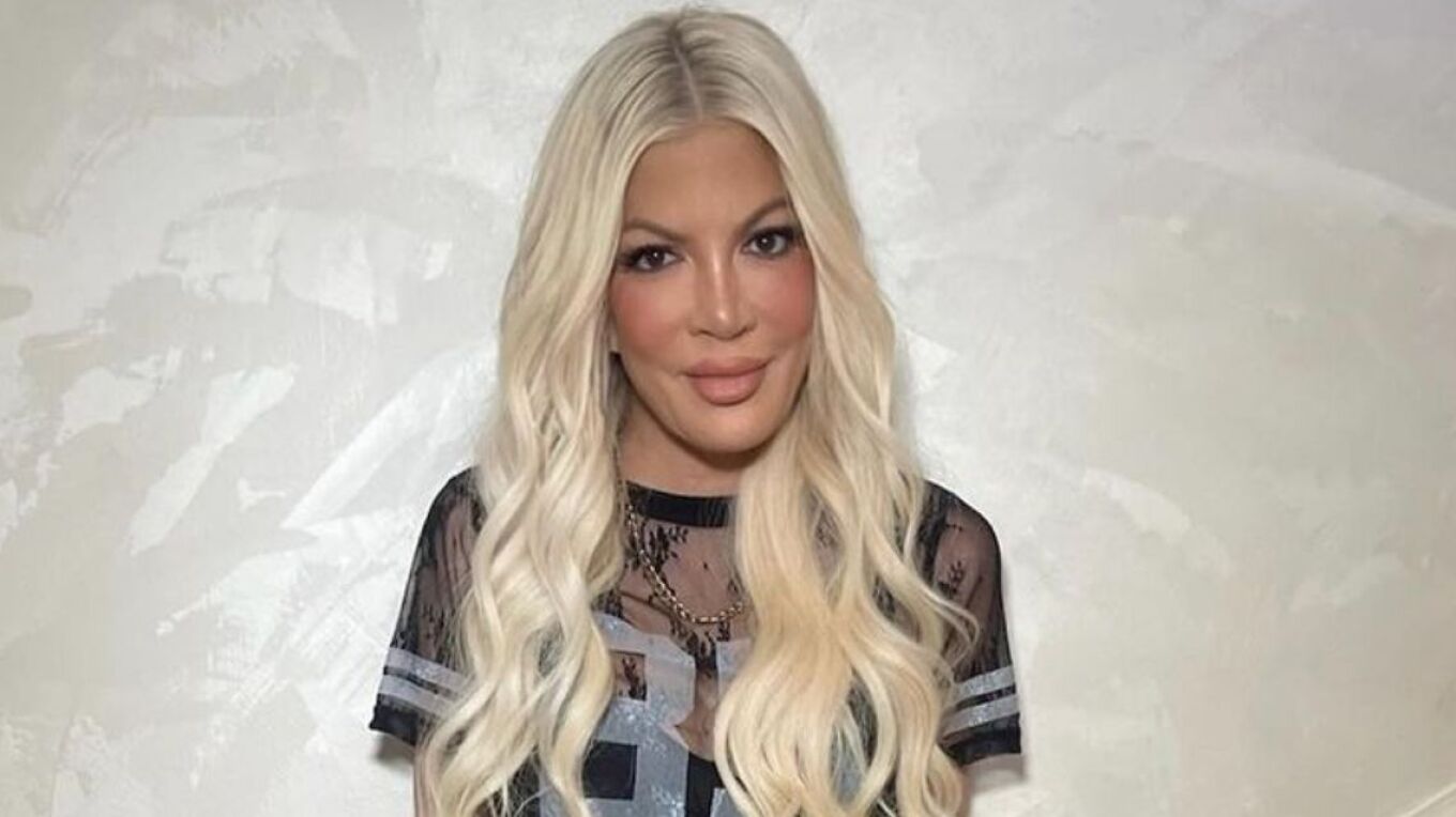 Τόρι Σπέλινγκ: Διαψεύδει ότι άφησε σε τραγική κατάσταση το σπίτι που ζούσε με τα παιδιά της