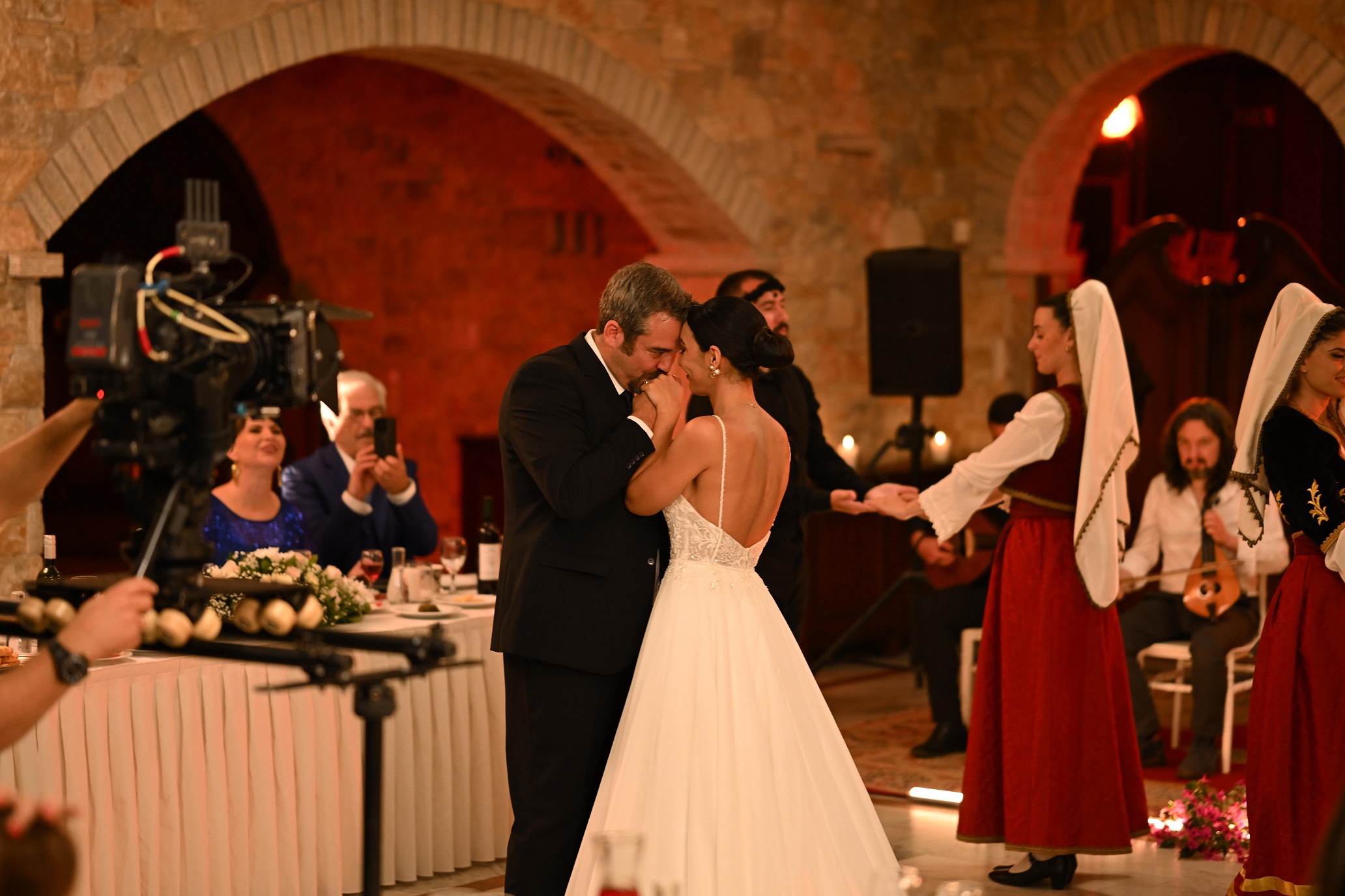 Σασμός: Νέο τραγούδι – «Παραμυθένια μου» με το Μανώλη Κονταρό