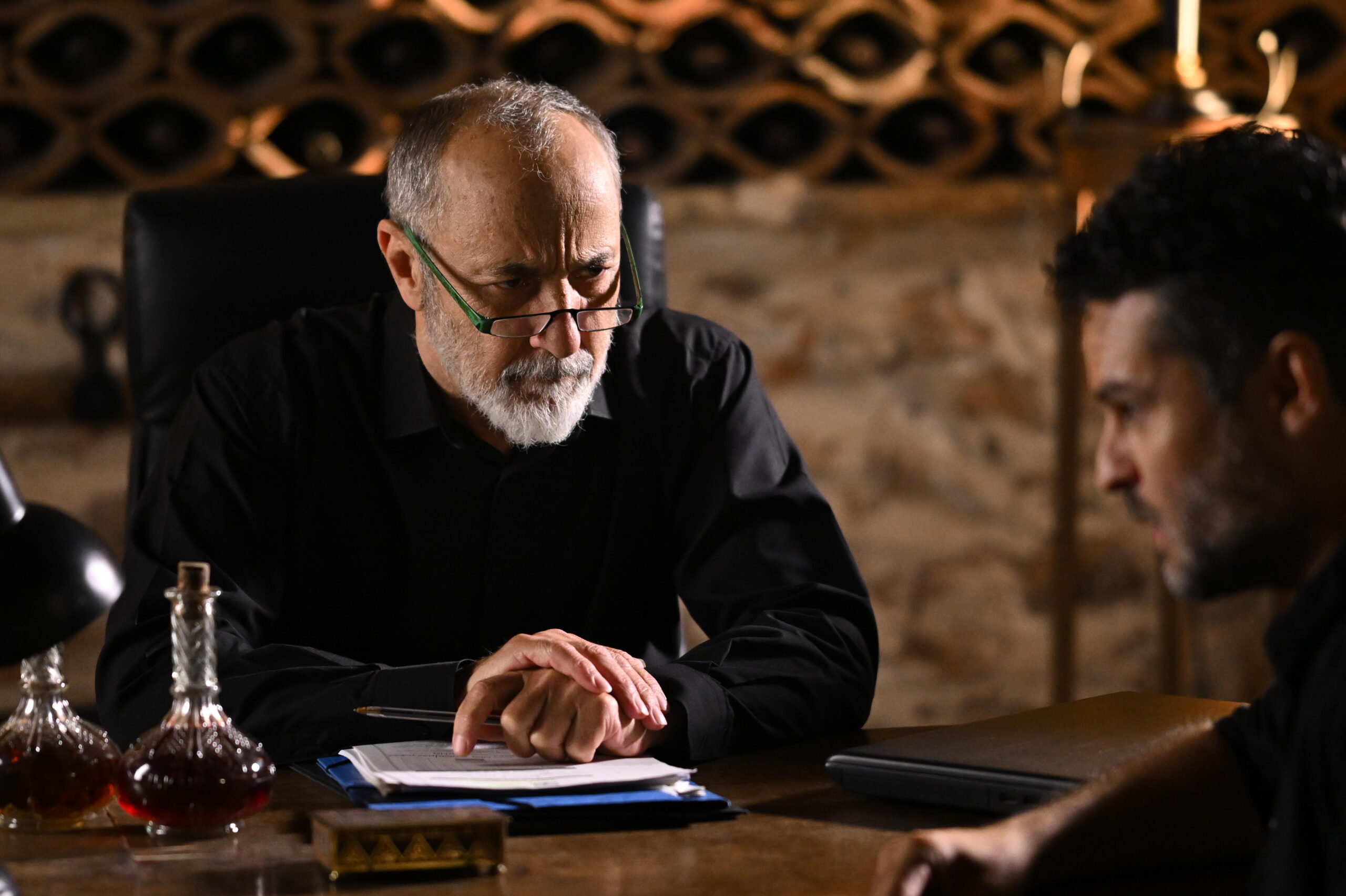 Σασμός: Ο Ρούσσος έρχεται αντιμέτωπος με σκληρές αλήθειες