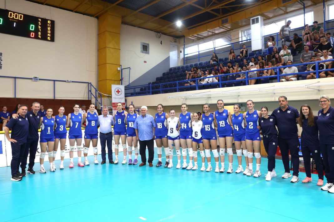 Η Πανελλήνια Ομοσπονδία Πετοσφαίρισης τίμησε τον Περιφερειάρχη Κρήτης