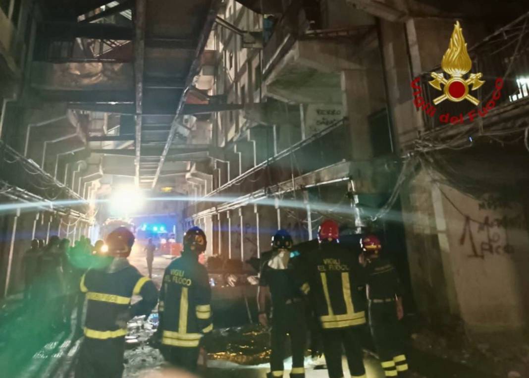 Νεκρά δύο άτομα από κατάρρευση μπαλκονιού στη Νάπολη