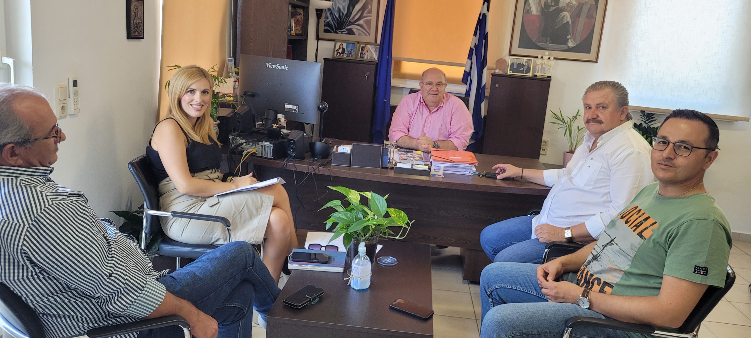 Συνάντηση του Διευθυντή Πρωτοβάθμιας Εκπαίδευσης Ηρακλείου με τους Αντιδημάρχους του Δήμου Μαλεβιζίου