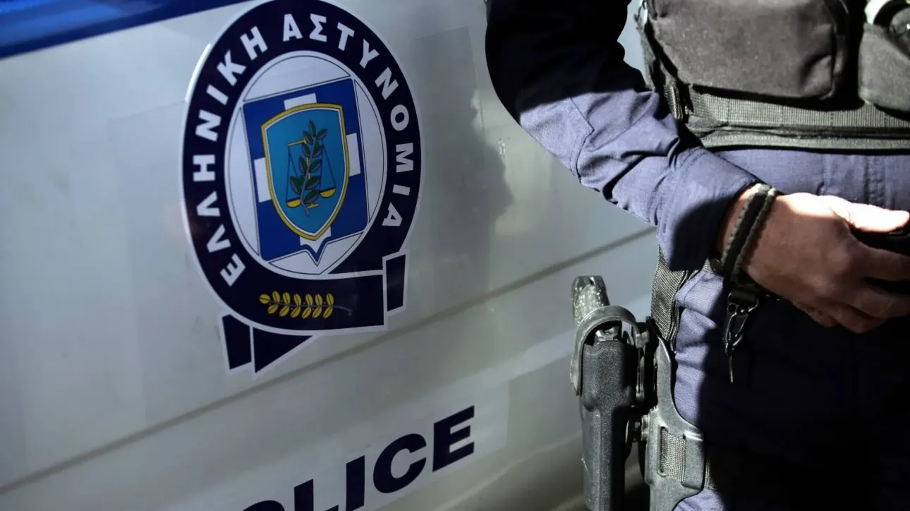Συνελήφθη άνδρας που διακινούσε ναρκωτικά – Τα παραλάμβανε μέσω ταχυδρομείου