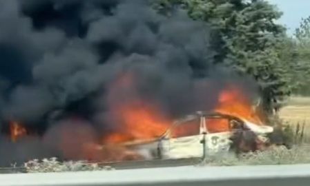 Αυτοκίνητο «τυλίχθηκε» στις φλόγες εν κινήσει