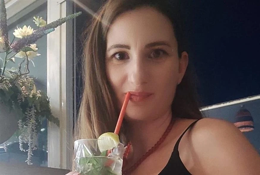 Απίστευτο μπάχαλο: Έγκυος πήγε στον ΕΦΚΑ για την άδεια μητρότητας και της είπαν «είσαι άντρας»