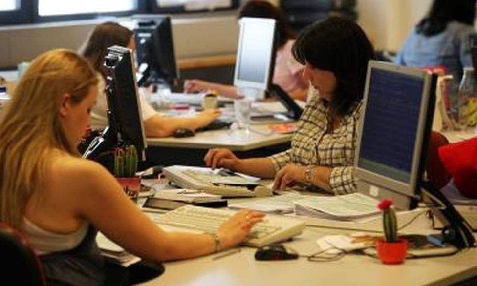 Βήμα βήμα δωρεές και γονικές παροχές - Αναλυτικός οδηγός της ΑΑΔΕ