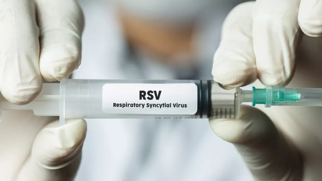 Ιός RSV: Νέες οδηγίες για τον εμβολιασμό κατά του ιού που απειλεί με βαριά νόσηση και θάνατο τους άνω των 60 ετών