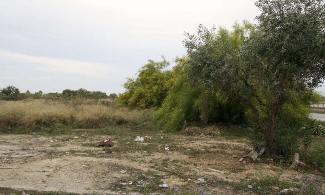 Ακαθάριστα οικόπεδα: Τέλος η διορία, τρέχουν οι τελευταίοι γιατί έρχονται πρόστιμα