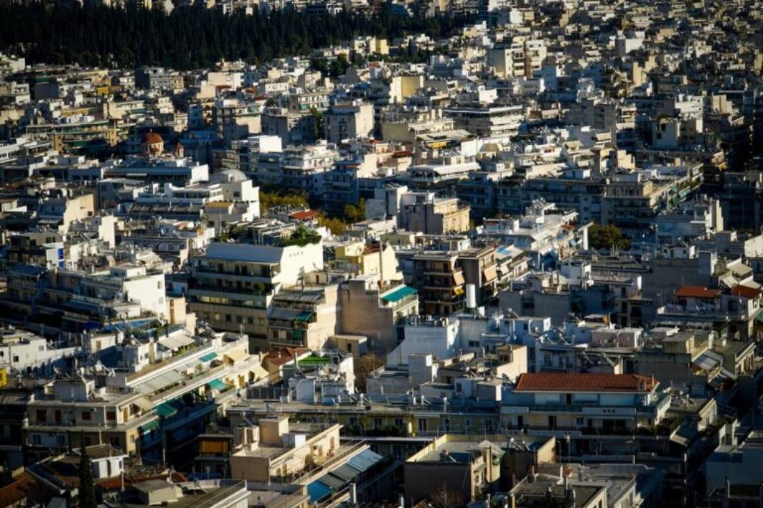 Το «μεγάλο μάτι» της εφορίας στα ακίνητα 7 εκατ. φορολογουμένων από τον ΣεπτέμβριοΤο «μεγάλο μάτι» της εφορίας στα ακίνητα 7 εκατ. φορολογουμένων από τον Σεπτέμβριο