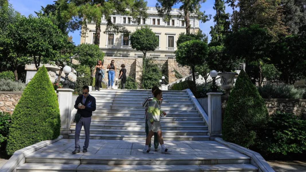 Σακελλαροπούλου: Οι μνήμες παραμένουν ζωντανές μας γεμίζουν συγκίνηση και ευγνωμοσύνη