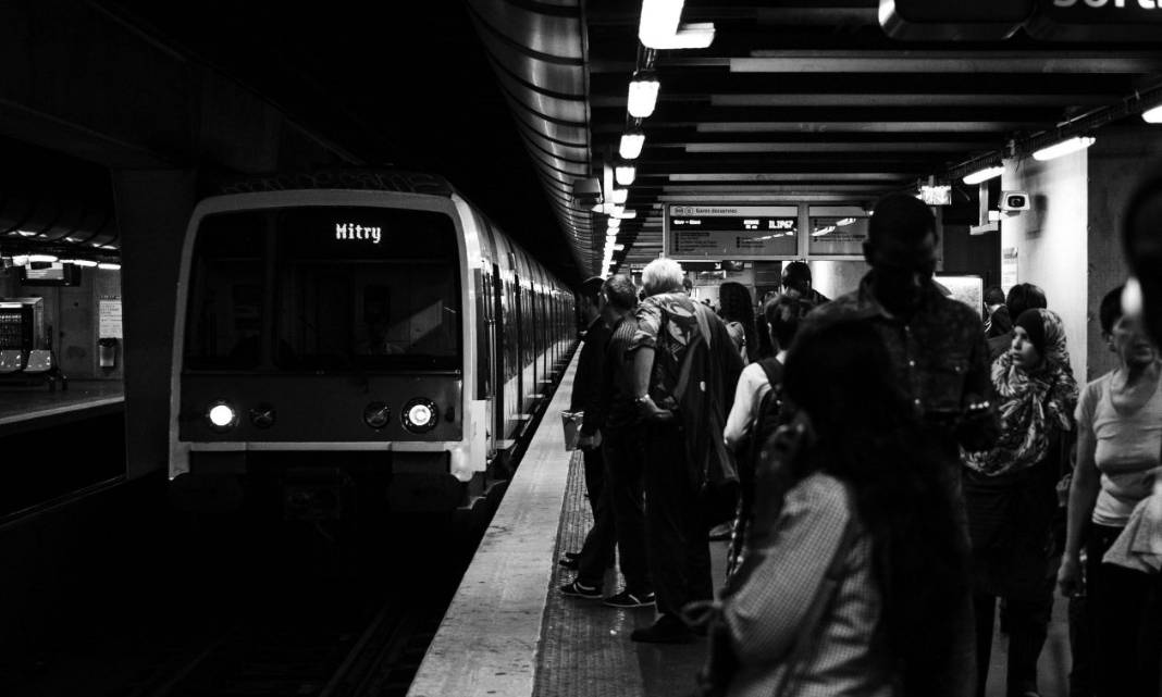 Γαλλία: Από Δευτέρα επιστρέφει στην ομαλή λειτουργία το σιδηροδρομικό δίκτυο της χώρας