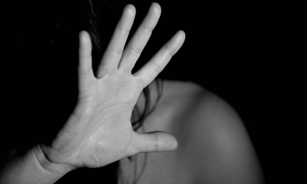 Καταδικάστηκε 50χρονος που επιτέθηκε στην πρώην σύζυγό