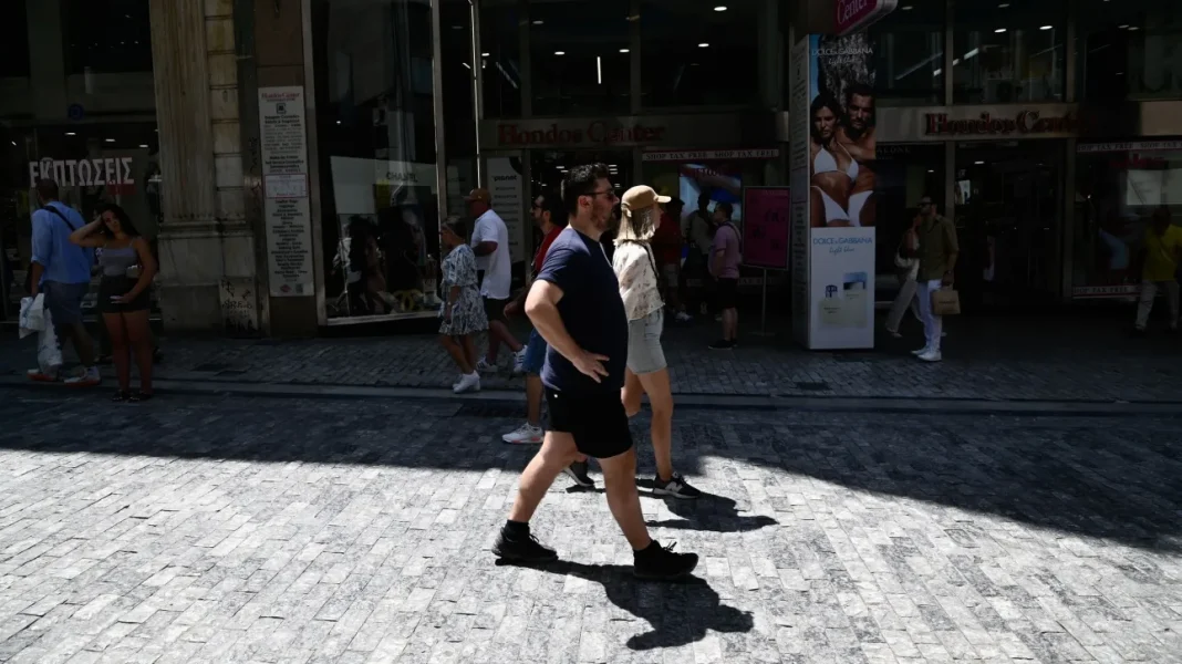 Θερινές εκπτώσεις: Συγκρατημένα αισιόδοξοι οι έμποροι – Οι τρεις λόγοι