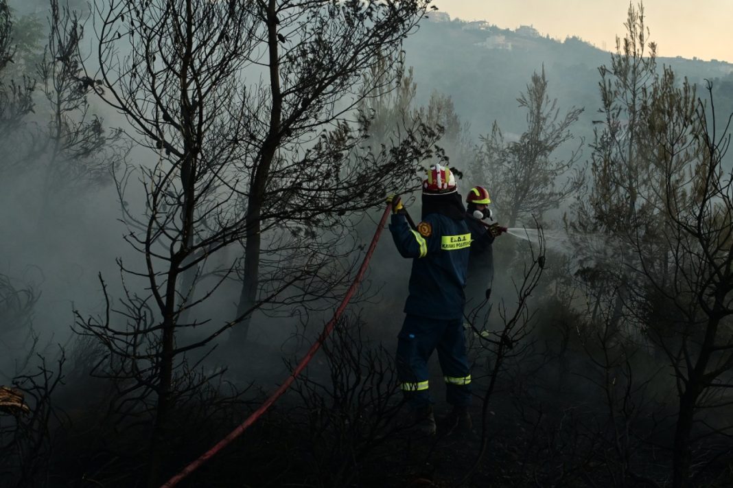 Συλλήψεις και πρόστιμα για φωτιές σε Κοζάνη, Φθιώτιδα, Μαγνησία, Δράμα, Καρδίτσα, Θεσσαλονίκη και Αχαΐα