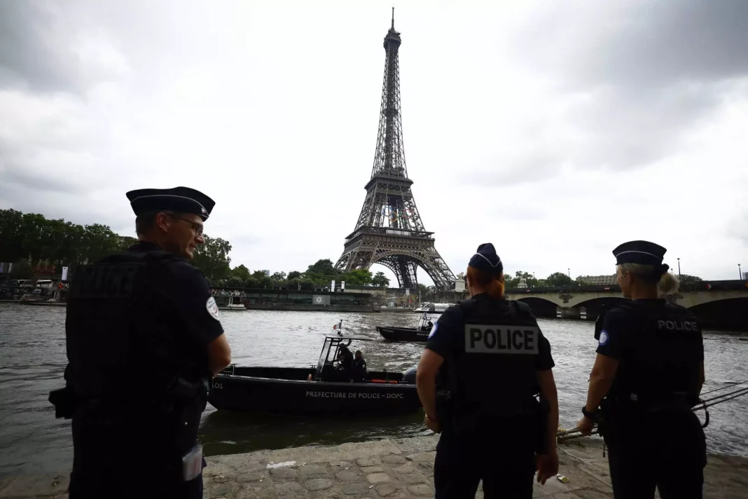 Εκλογές στη Γαλλία: 300.000 αστυνομικοί το βράδυ της Κυριακής σε όλη τη χώρα για την αποφυγή επεισοδίων
