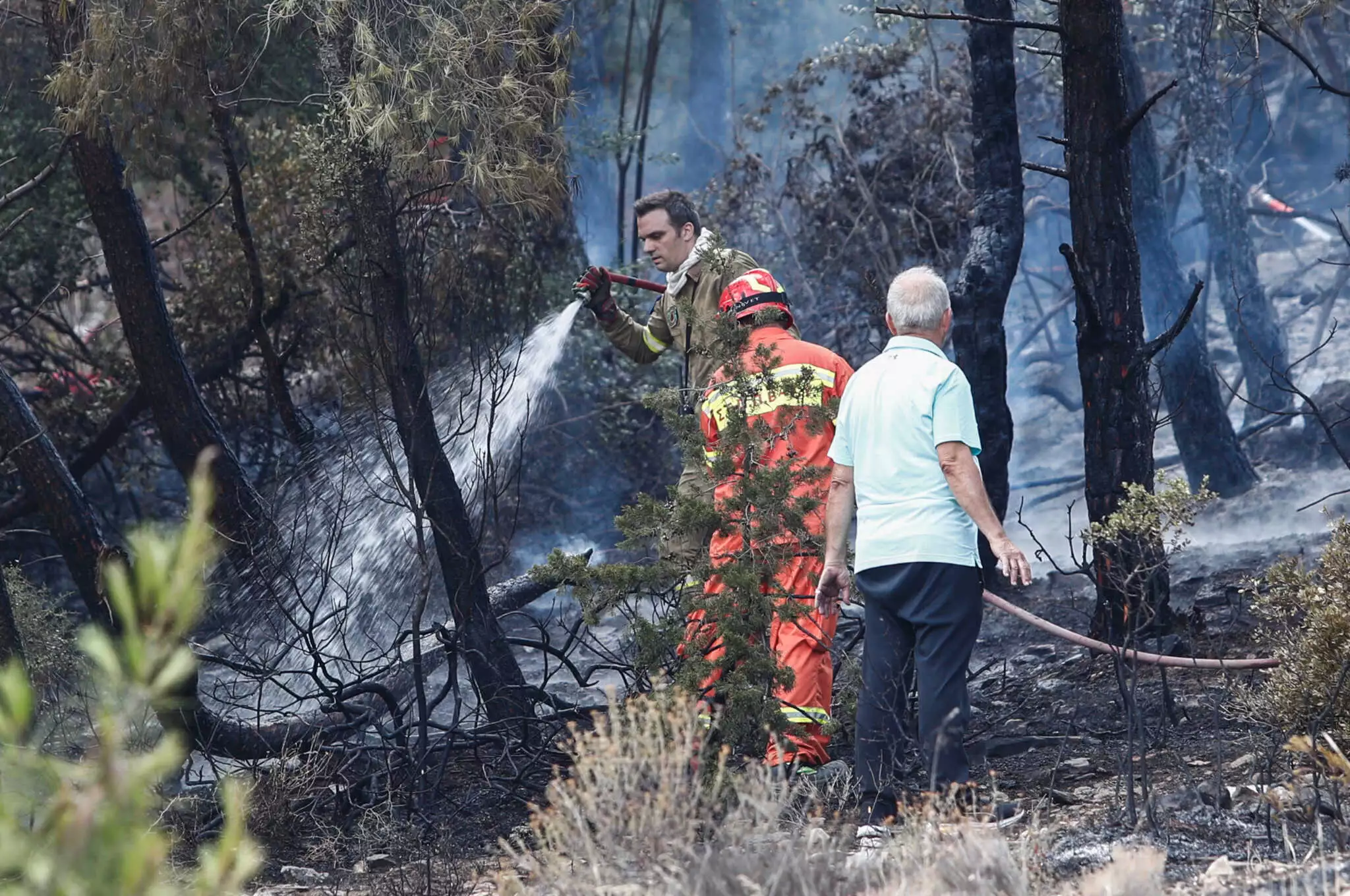 Φωτιά στα Γλυκά Νερά: Συνελήφθη ένας 35χρονος, βίντεο ντοκουμέντο από τη στιγμή που ξεκίνησε