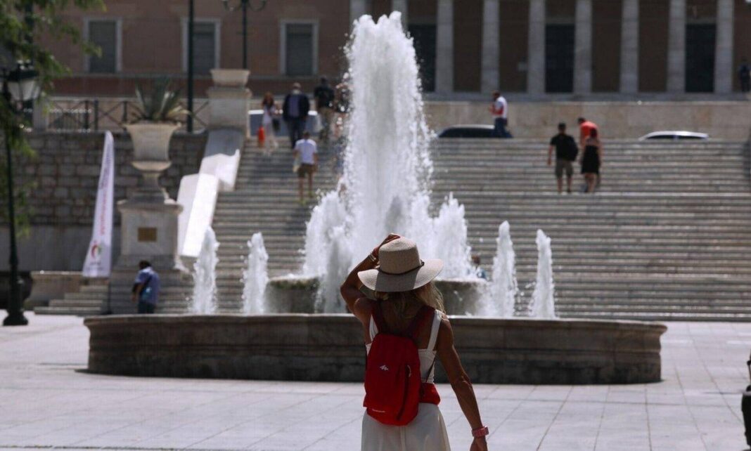 Καιρός: Έρχεται καύσωνας με 40άρια - Ενδείξεις για σοβαρή κακοκαιρία μέσα στον Αύγουστο