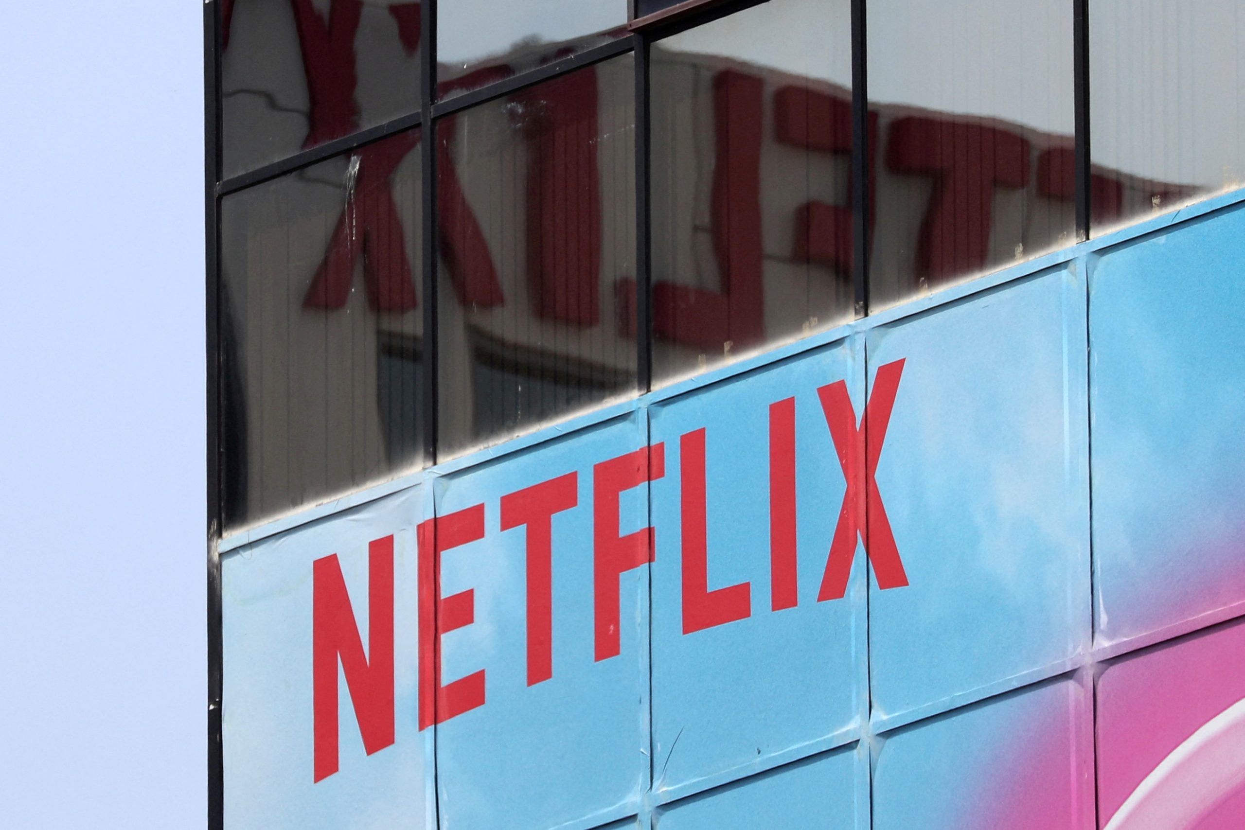 Μνημόνιο συνεργασίας Netflix – ΕΟΤ για την προβολή της Ελλάδας