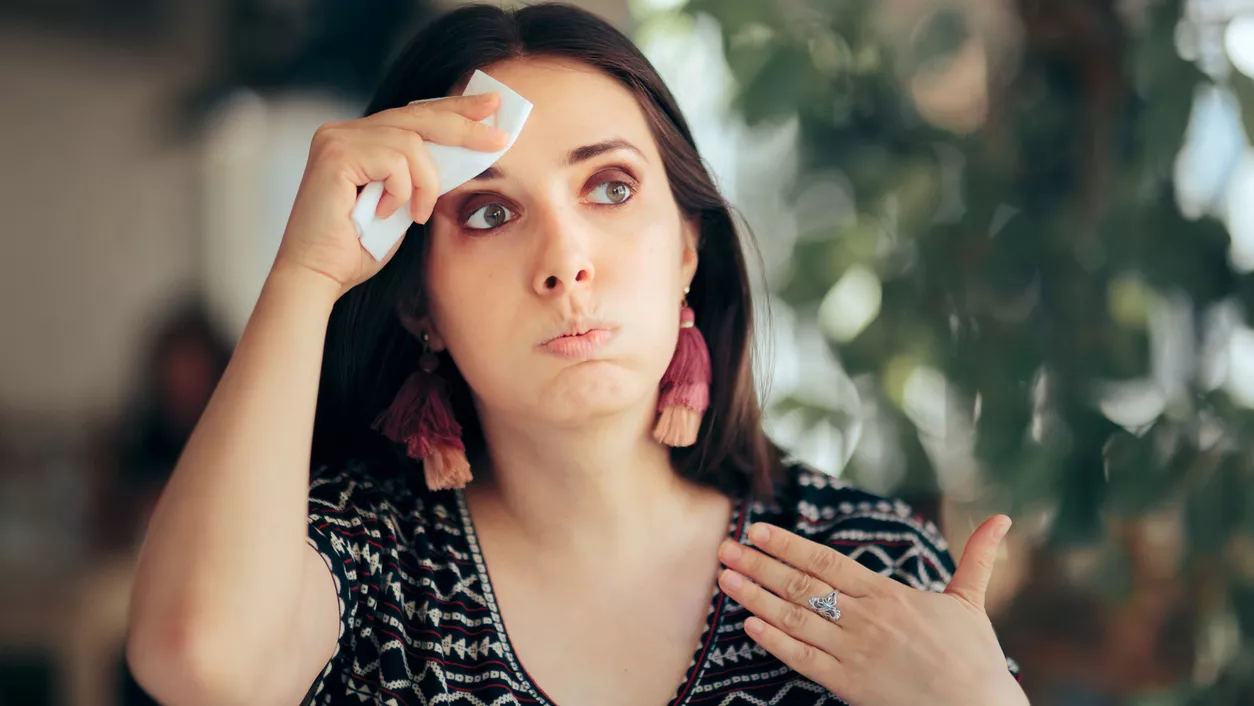 Υπεριδρωσία: Οι καλύτεροι τρόποι για την αντιμετώπιση της υπερβολικής εφίδρωσης