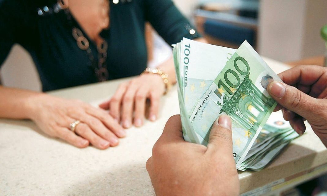 Νέο έκτακτο «δώρο» στους συνταξιούχους - Οι δικαιούχοι