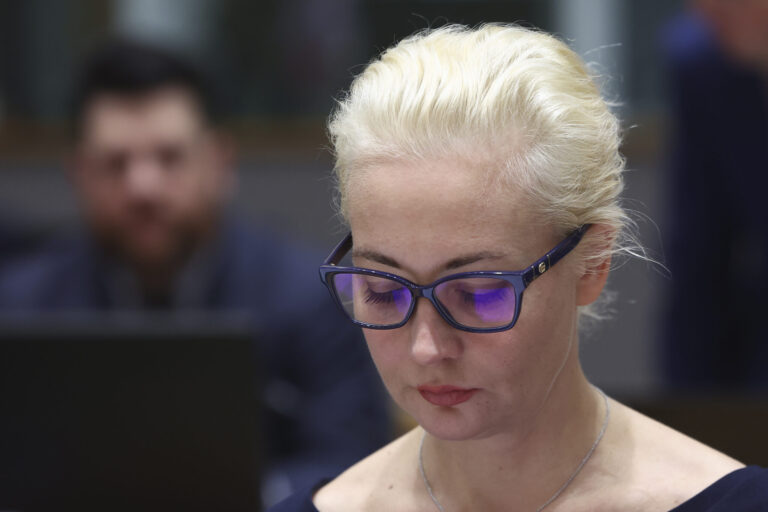 Kαταδικάστηκε ερήμην στη Ρωσία η Γιούλια Ναβάλναγια
