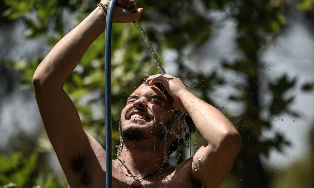 Κολυδάς: Δύο μέρες 40άρια, πότε δροσίζει - Αναλυτικά η πρόγνωση για την αρχή του Αυγούστου