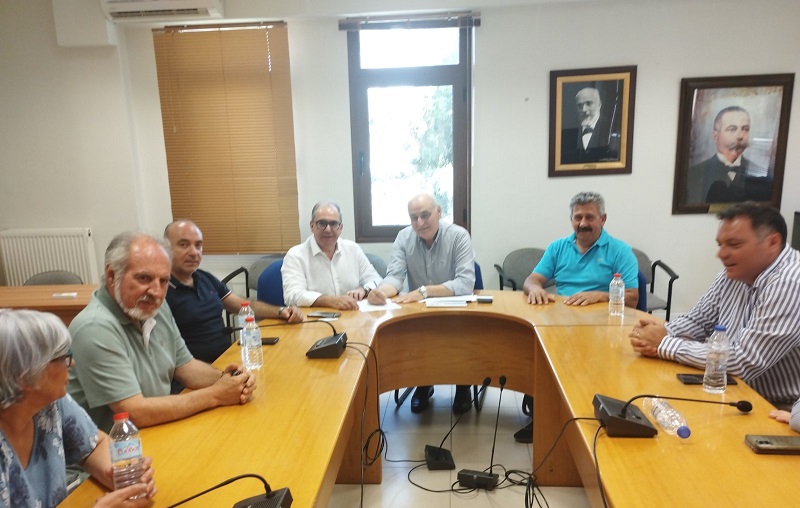 Υπογραφή σύμβασης για την αντικατάσταση εξοπλισμού αντλιοστασίων άρδευσης Δήμου Βιάννου