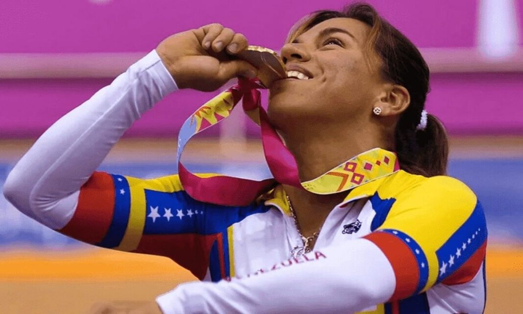 Τραγωδία στην ποδηλασία: Νεκρή στο διαμέρισμά της η Ντανιέλα Λαρεάλ Τσιρίνος – Πνίγηκε στο φαγητό