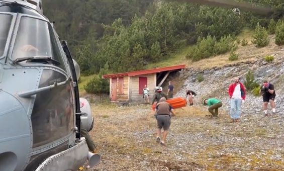 Όλυμπος: Διάσωση Αμερικανίδας που τραυματίστηκε κατά τη διάρκεια πεζοπορίας